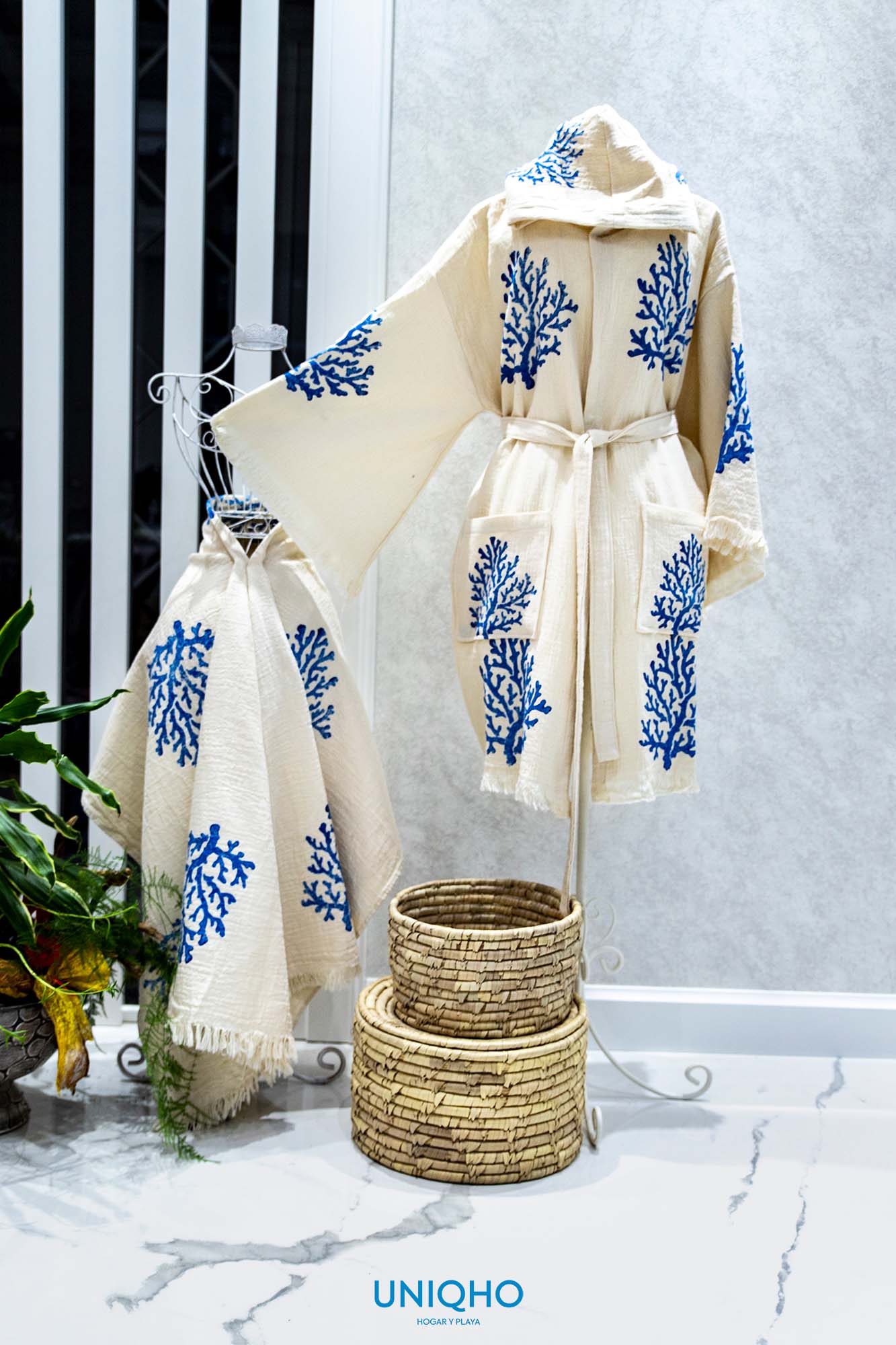 Kimono, Bathrobe, Woodblock Print, Coral, Blue