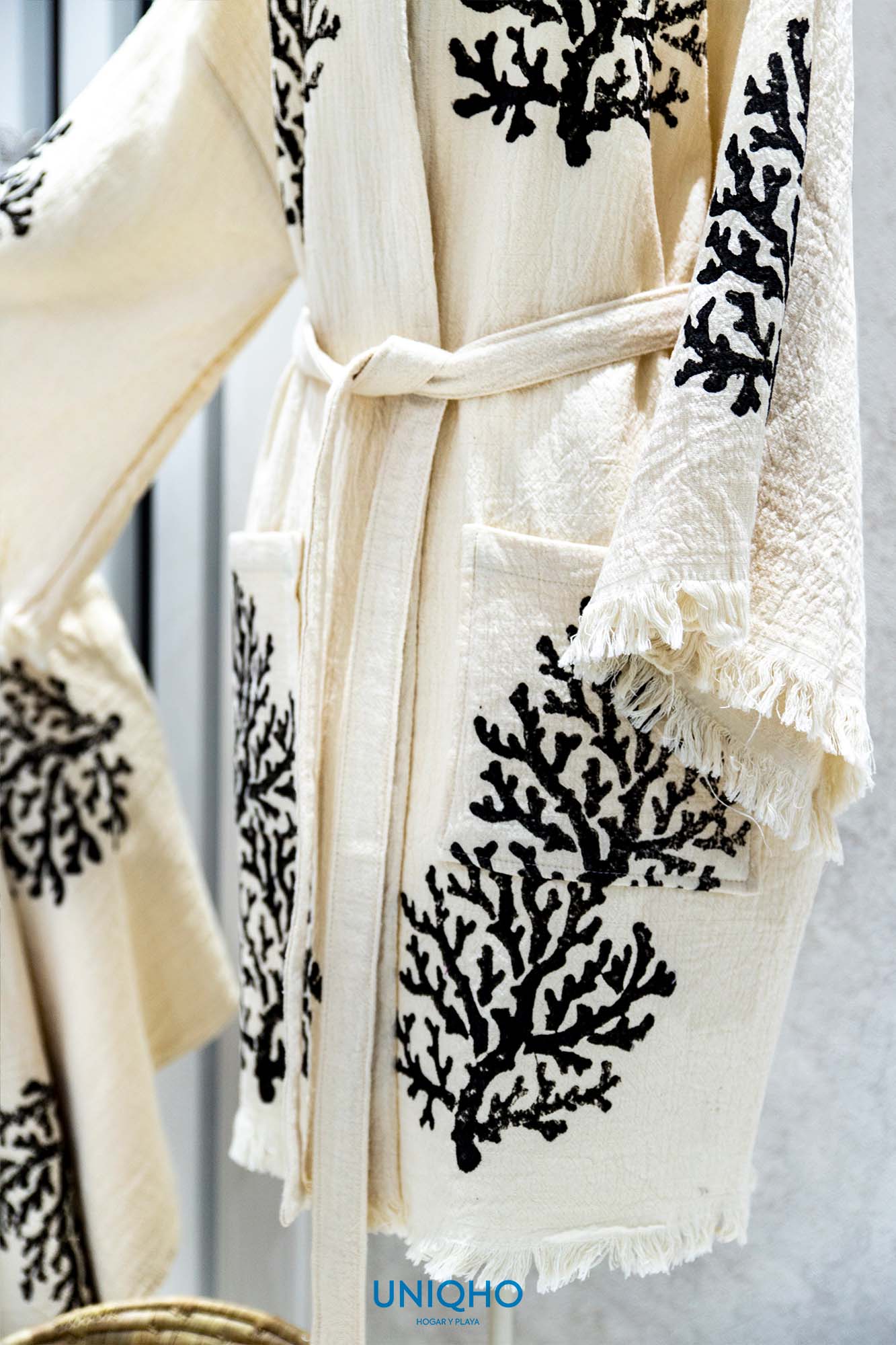 Kimono, Bathrobe, Woodblock Print, Coral, Black